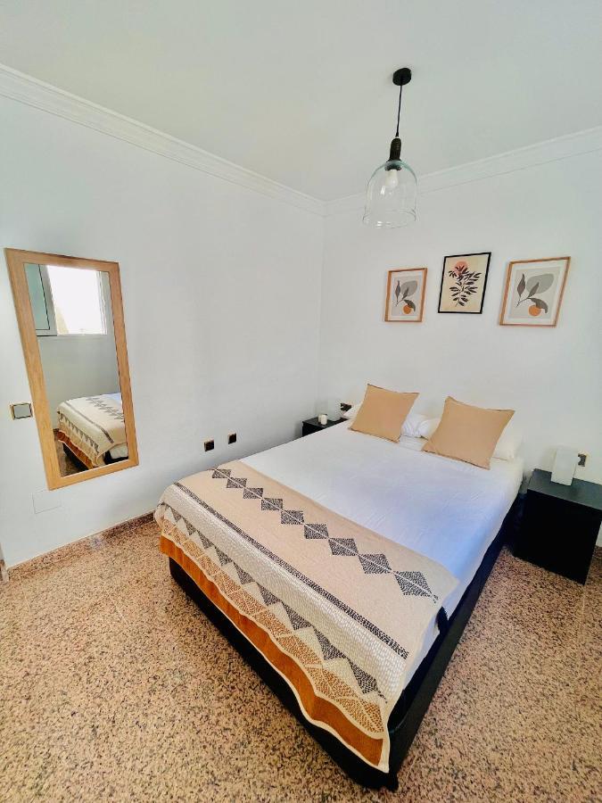 Encantadora Habitacion Privada Cerca Del Mar Malaga Exterior photo